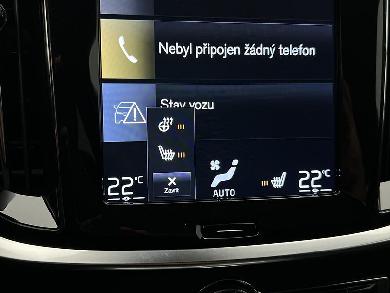 Volvo V60 D3 MOMENTUM MAN - fotka 37 z 41