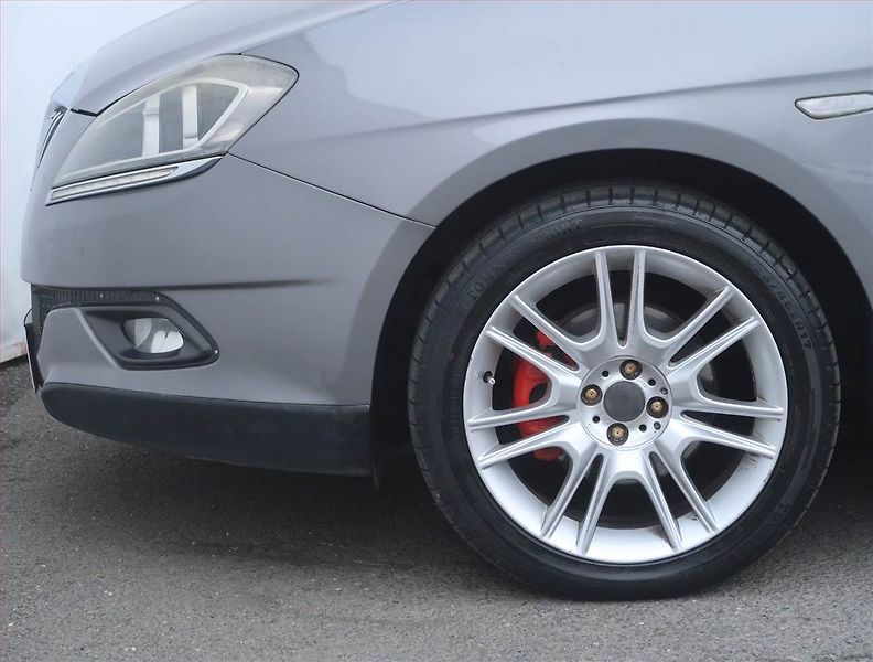 Lancia Delta (2010) 1.6 JTD, Automat, po STK - fotka 15 z 18