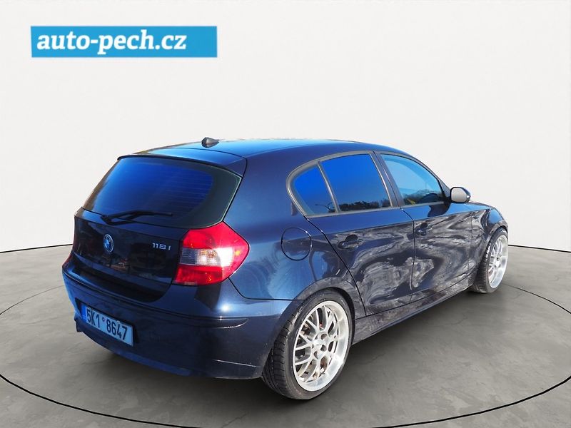 BMW Řada 1 (2005) 2.0i, 95 kW - fotka 4 z 34