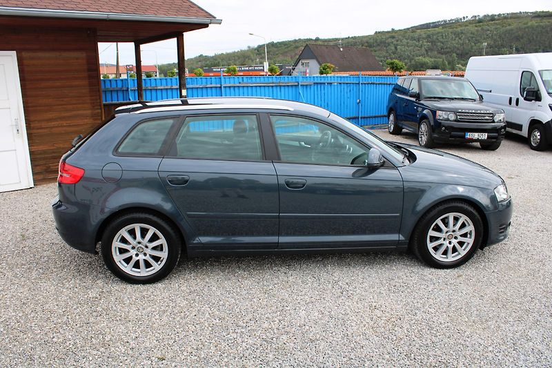 Audi A3 (2009) SPORTBACK 1,4TSI KLIMA ELOKNA  - fotka 8 z 16