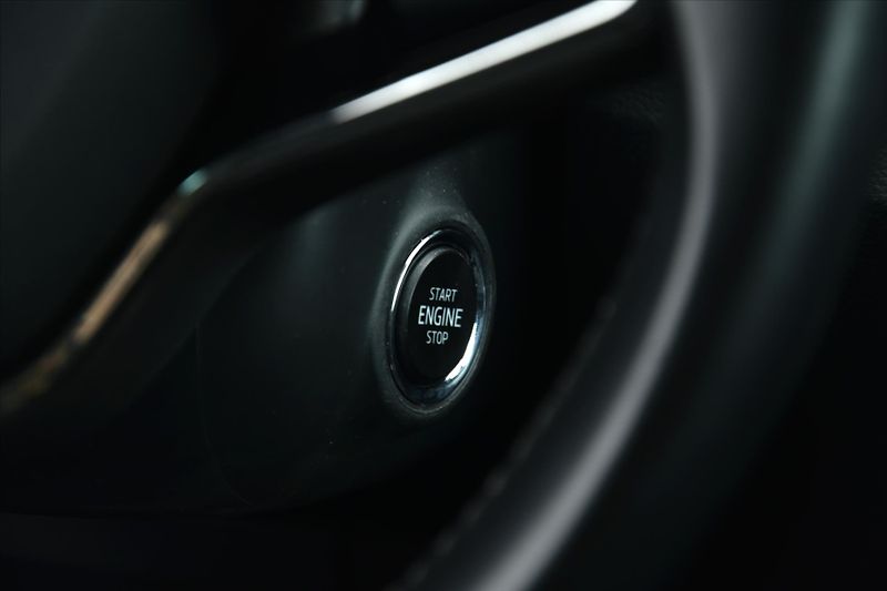 Škoda Fabia 1.0 TSI 70kW 1.MAJITEL DPH ČR - fotka 15 z 21