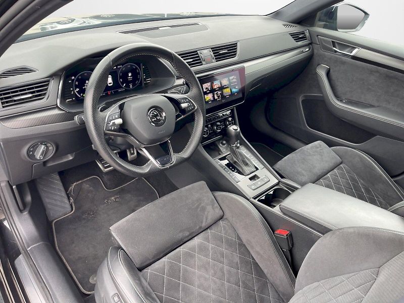 Škoda Superb (2022) Sportline 2.0 TDI 147kW DSG - fotka 5 z 35
