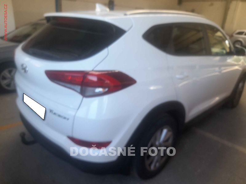 Hyundai Tucson (2016) 1.7 CRDI, ČR, AT - fotka 2 z 3