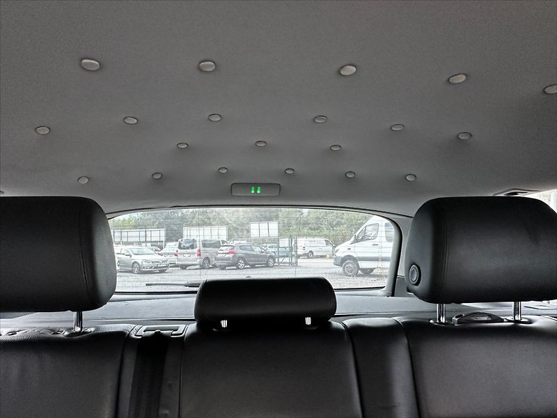 Volkswagen Touareg 3,2 V6 177kW-4X4-LPG - fotka 32 z 36
