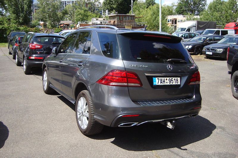 Mercedes-Benz GLE (2017) 350 D,4-Matic,AUT,AMG paket - fotka 4 z 92