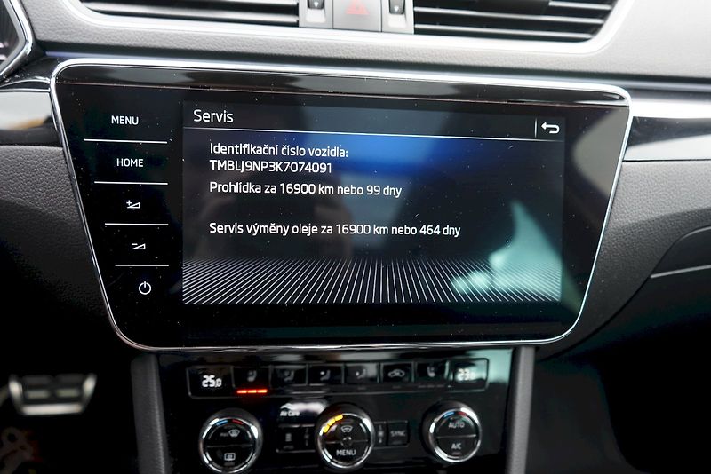 Škoda Superb (2019) TDI 140 kW DSG 4x4 L&K - tažné - fotka 16 z 39