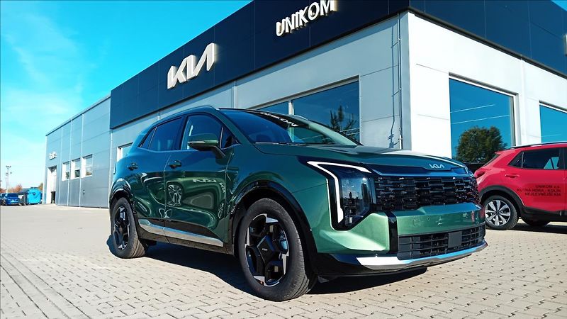 Kia Sportage 1,6 T-GDi 4x2 7DCT TOP - fotka 3 z 13