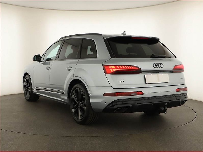 Audi Q7 (2026) 50 TDI, Vzduch, Head Up - fotka 4 z 20