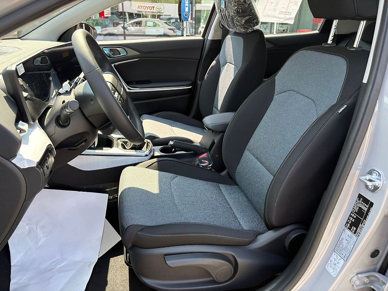 Kia Ceed (2026) 1,0 T-GDi GPF SPIN (2027) - fotka 12 z 13