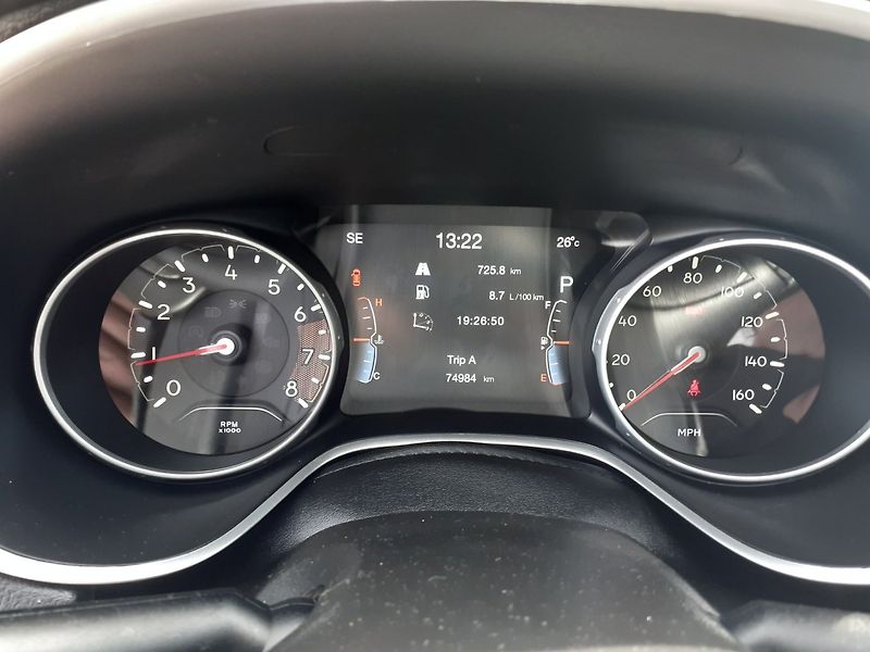 Jeep Compass (2020) 2.4 L 4X4 LATITUDE - fotka 24 z 39