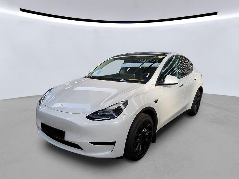 Tesla Model Y RWD 220kw TZ SOH 93,1 % - fotka 2 z 12