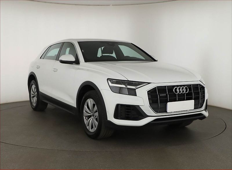 Audi Q8 (2023) 55 TFSI - fotografie inzerátu
