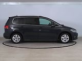Volkswagen Touran (2023) 1.5 TSI - náhled 6