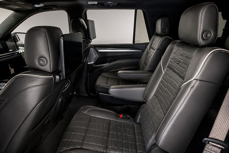 Cadillac Escalade (2026) V - fotka 10 z 11