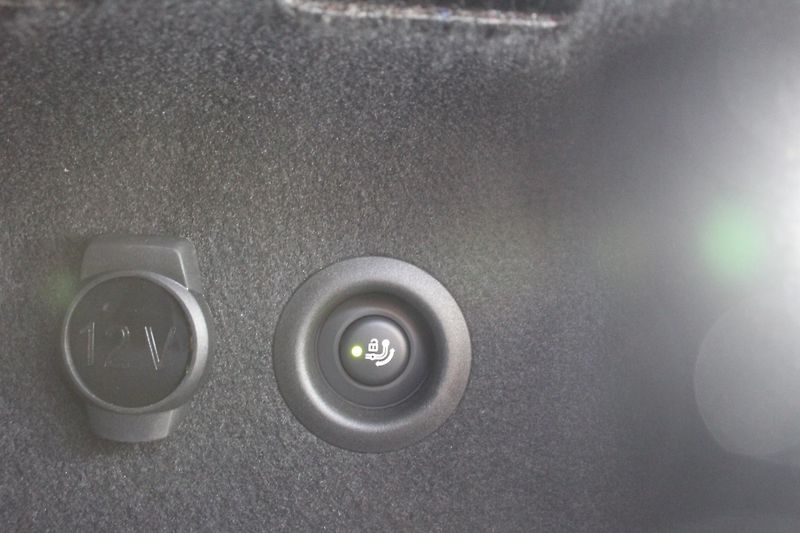 BMW X1 xDrive23i Mpakte CZ DPH - fotka 23 z 24