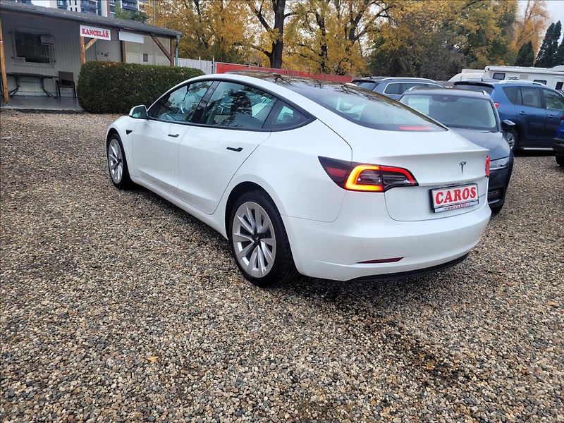 Tesla Model 3 AWD,LR,366kw,DUAL,SOH 89% - fotka 5 z 50