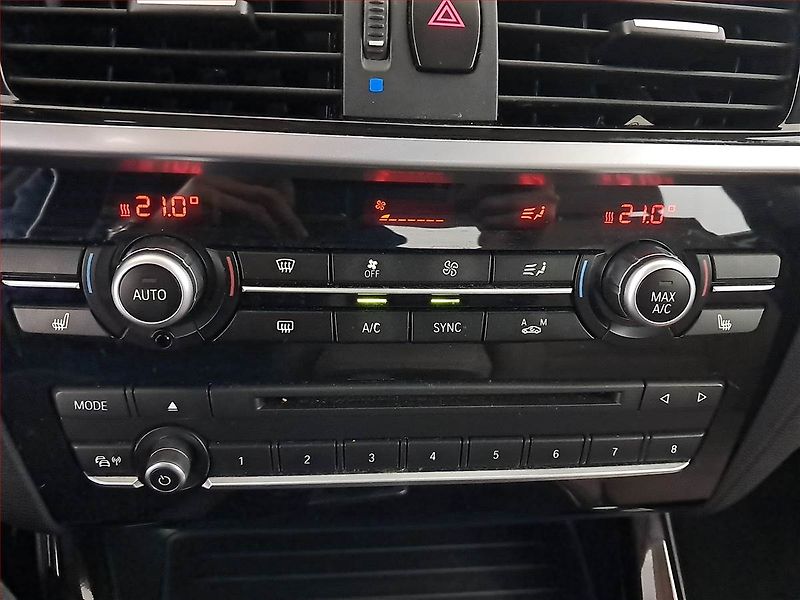 BMW X4 (2016) xDrive30d, 4X4, Automat, Kůže - fotka 24 z 25