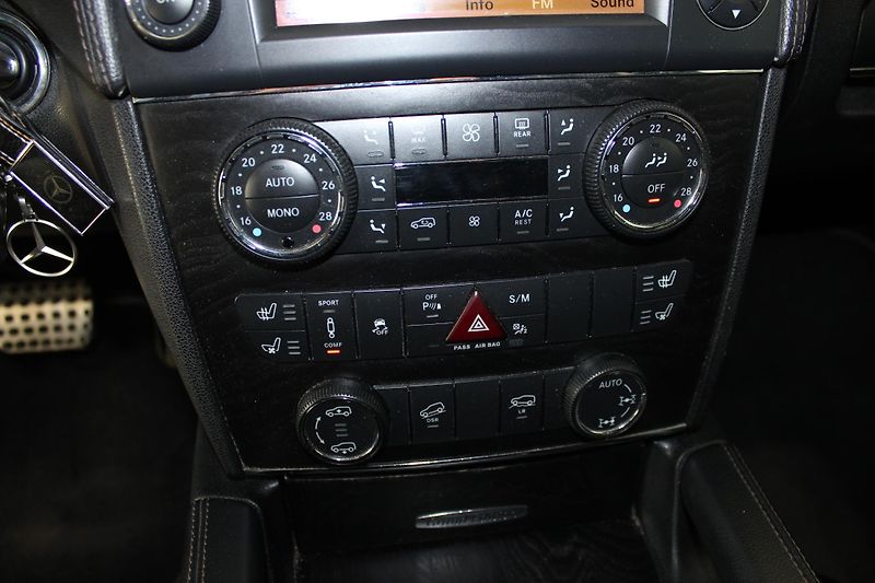 Mercedes-Benz GL (2012) 350CDi 4Matic,ČR,Grand Edition - fotka 10 z 19