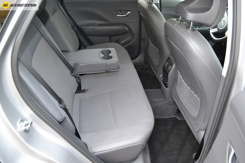 Hyundai Kona 1.0T-GDI DCT STYLE ECO TT - fotka 14 z 54