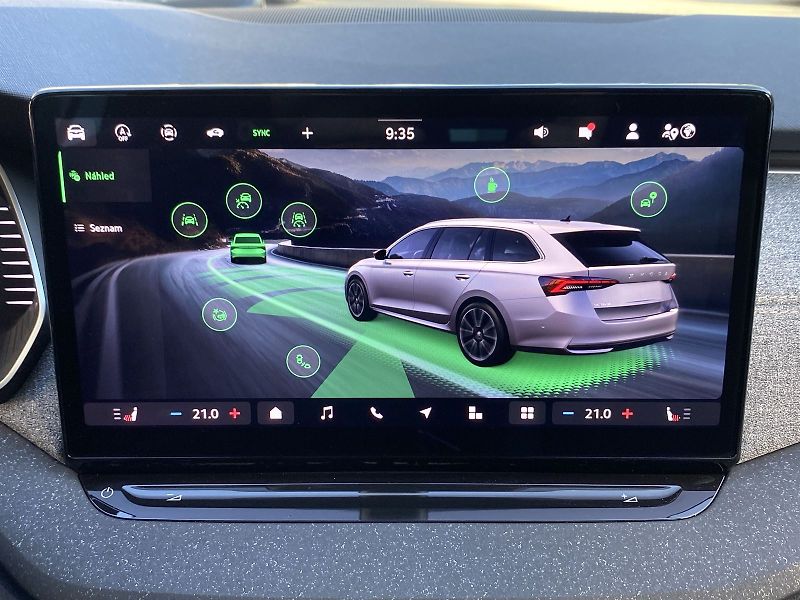 Škoda Octavia (2025) Combi 2.0 TDI DSG Top Selectio - fotka 15 z 37