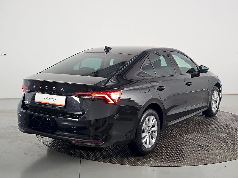 Škoda Octavia (2025) 1.5TSI 85kW SELECTION - fotka 2 z 20