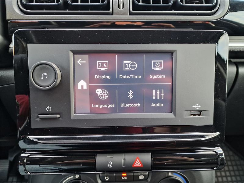Citroën C3 1.2 PureTech Feel,ČR,1.Maj. - fotka 29 z 47