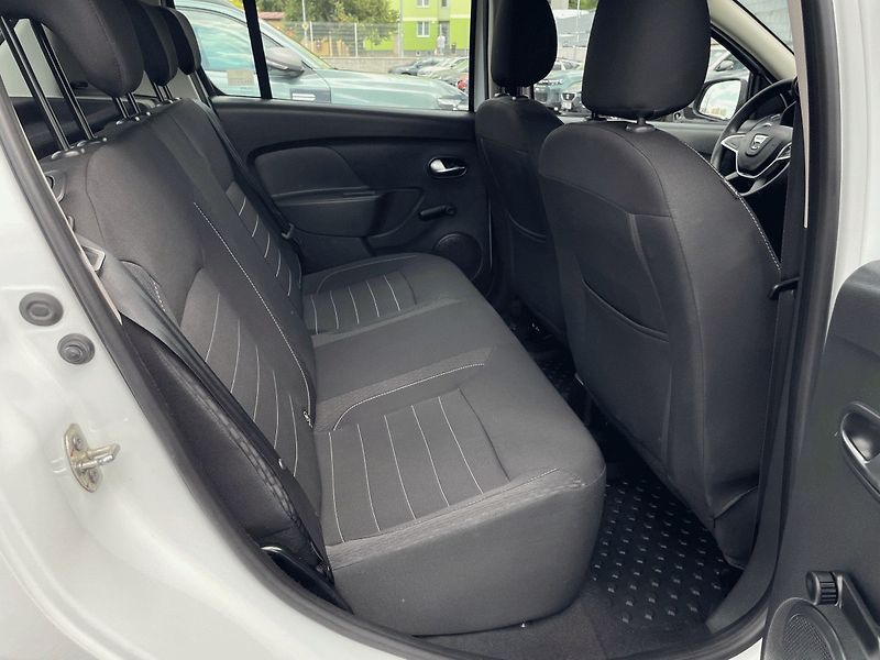 Dacia Sandero (2020) 1.0 TCe,54kW,Klima,ČR - fotka 23 z 28