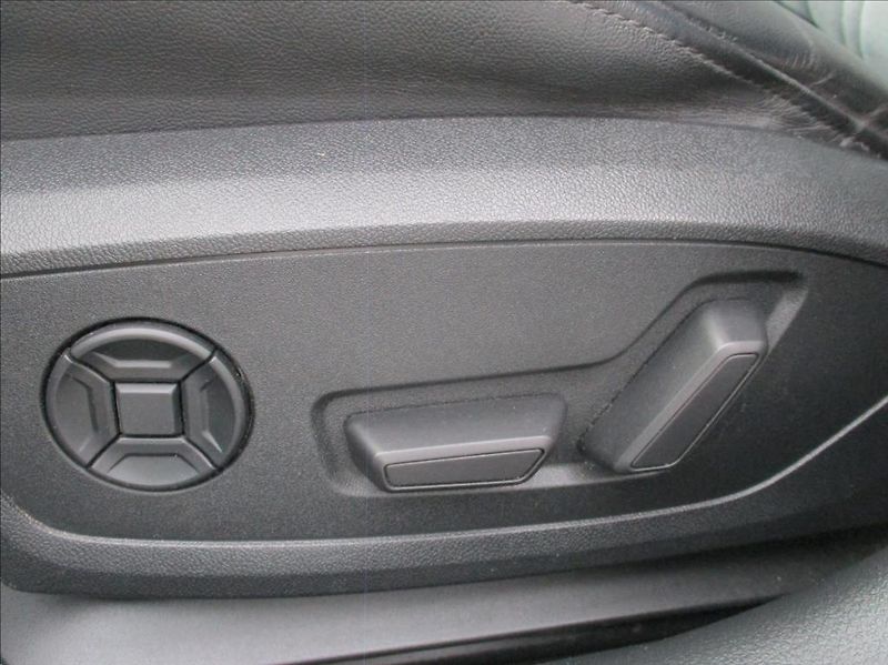 Audi A6 Allroad 3,0 50TDI, ZAMLUVENO - fotka 37 z 50