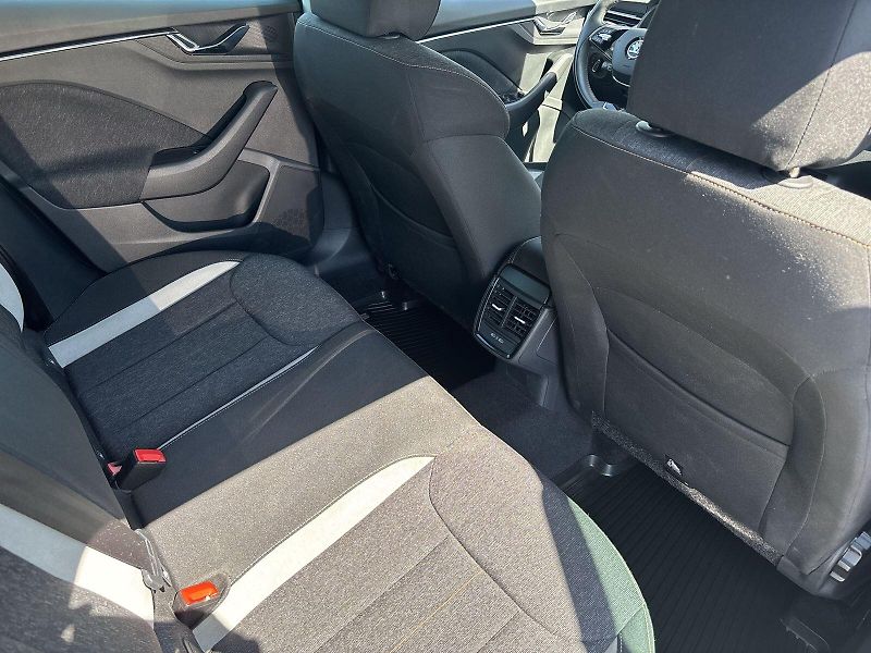 Škoda Scala (2023) 1.5 TSI DSG Style - fotka 10 z 32