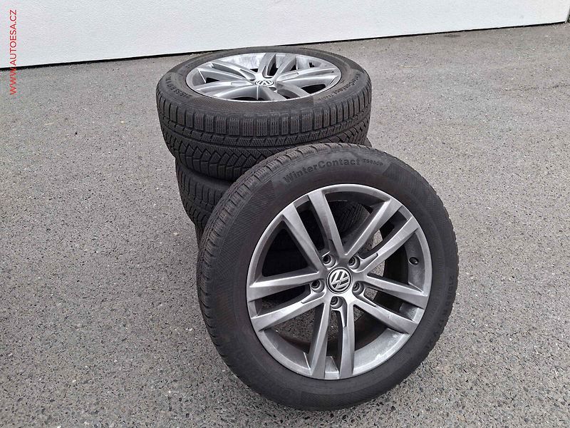 Volkswagen Passat (2019) 1.5TSi, ČR, Highline, LED - fotka 19 z 19
