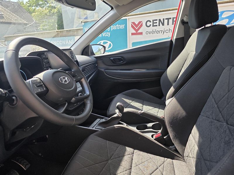 Hyundai Bayon 1.2-ZÁRUKA-KAMERA-SMART - fotka 14 z 19