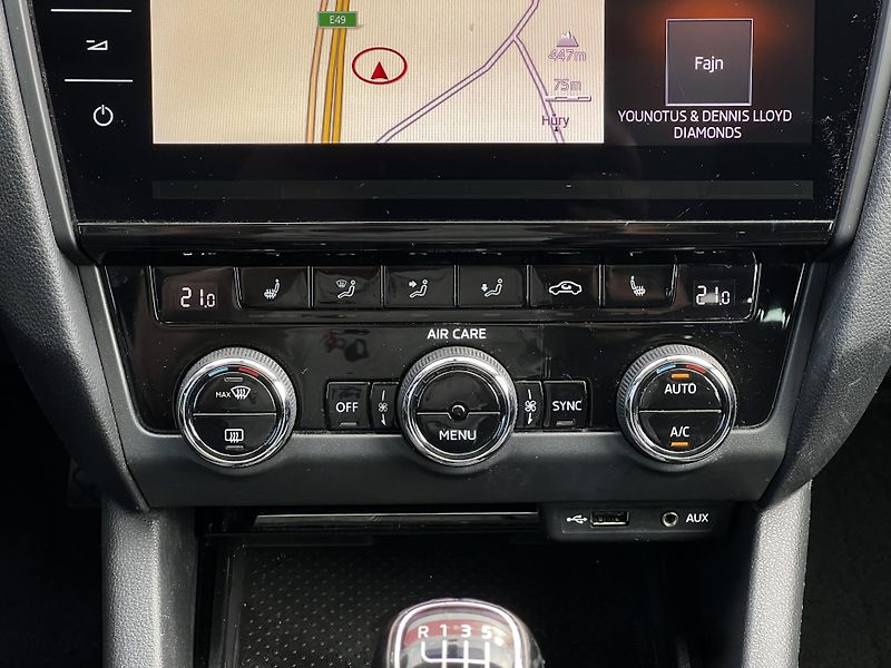 Škoda Octavia 1.4TSI 110kW LED Style Kůže TZ - fotka 13 z 21