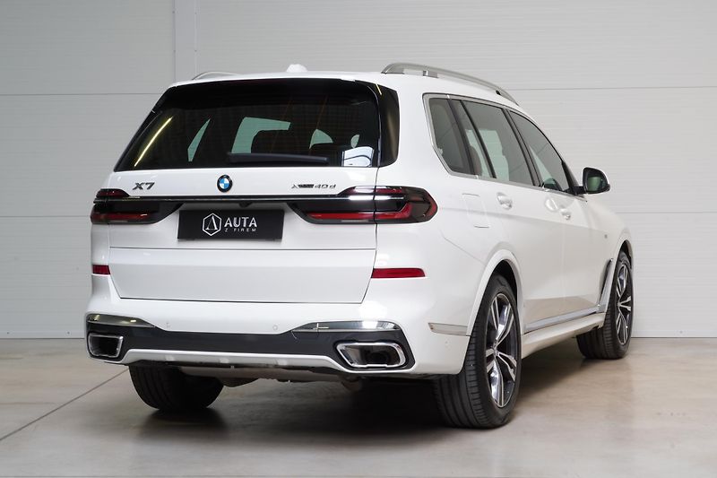 BMW X7 Xdrive40d,Mpaket,ČR,DPH,Tažné - fotka 6 z 40