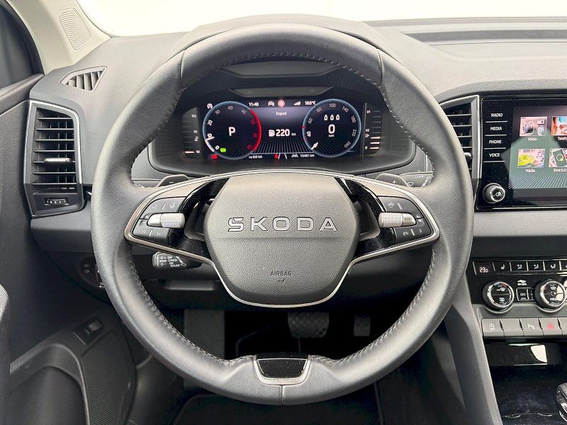Škoda Karoq (2025) DSG 2.0 TDI / 110 kW / 4x4 / T - fotka 17 z 35