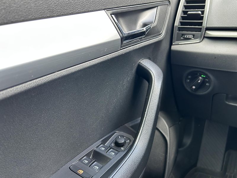 Škoda Karoq (2019) 2.0 TDi 110 KW naj.93 tis km - fotka 26 z 29