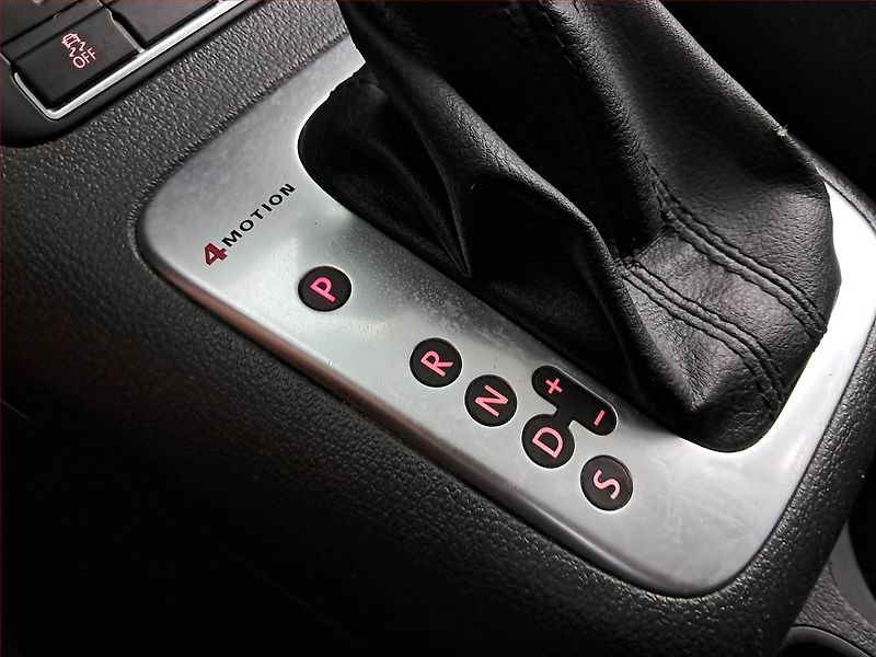 Volkswagen Tiguan (2013) 2.0 TDI, 4X4, Automat - fotka 17 z 18