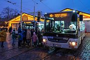 Vánoční flotila pražského dopravního podniku.