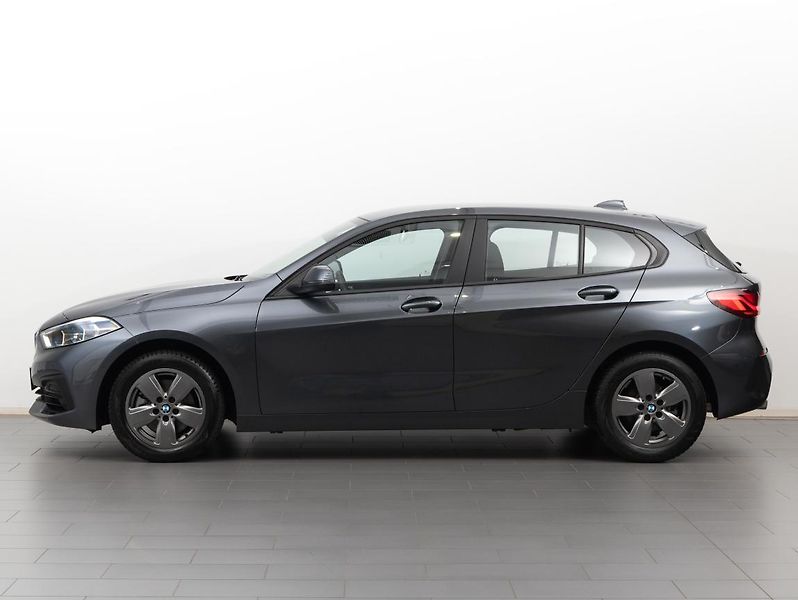 BMW Řada 1 118i - fotka 3 z 21