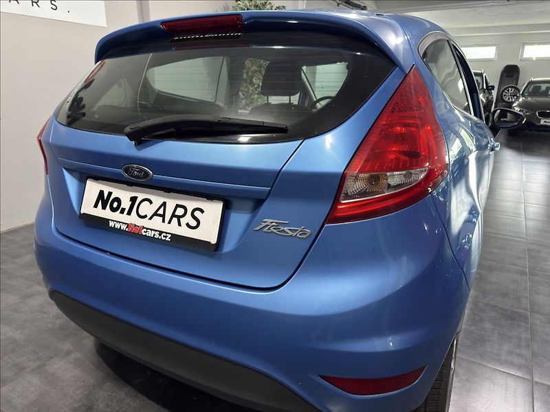 Ford Fiesta 1,2   i 83.000KM SERVIS ALU ST - fotka 15 z 19