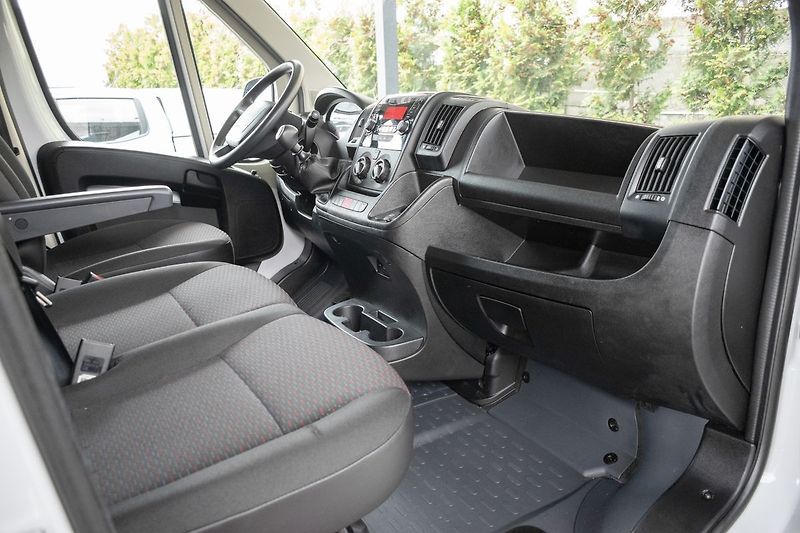 Peugeot Boxer 2.2 BHDI L2H1 20T.KM*DPH*ČR 1M - fotka 10 z 26