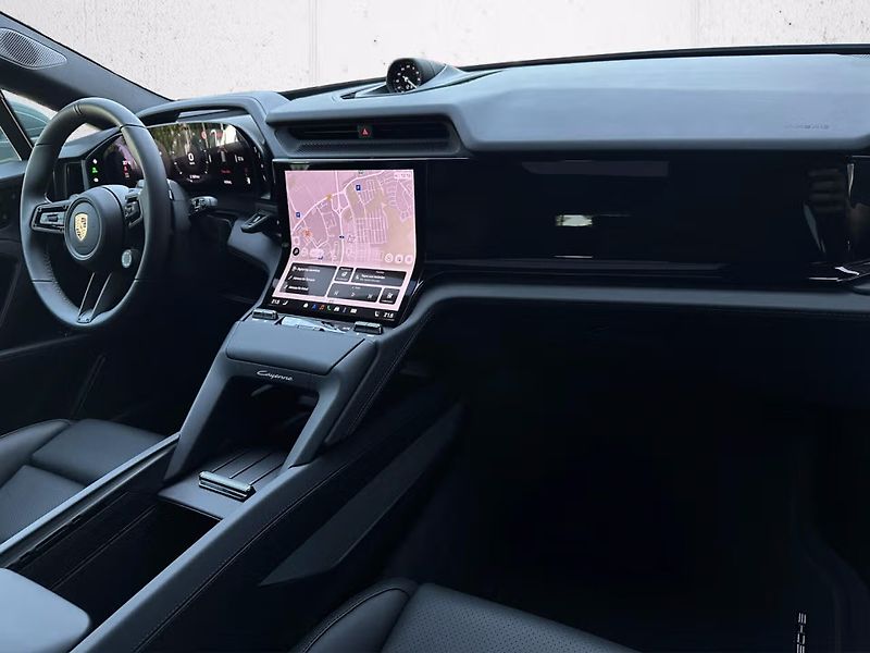 Porsche Cayenne Electric Burmester HD-Matrix H - fotka 14 z 18
