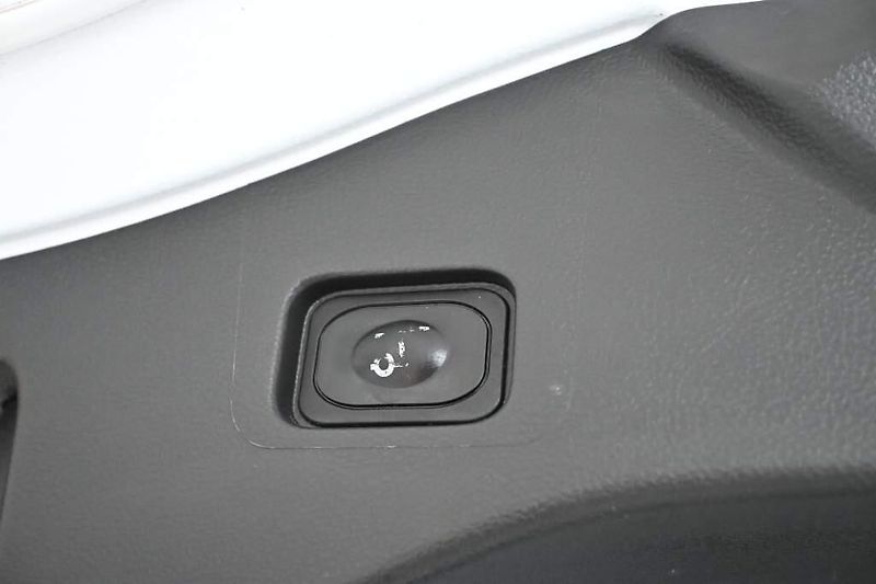 Ford Mondeo (2020) 2.0 LED SONY ACC TITANIUM Weba - fotka 26 z 37