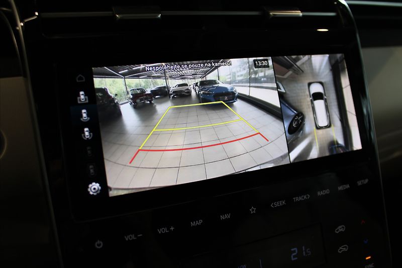 Hyundai Tucson T-GDi 7DCT 4WD Premium DPH/ACC - fotka 19 z 36