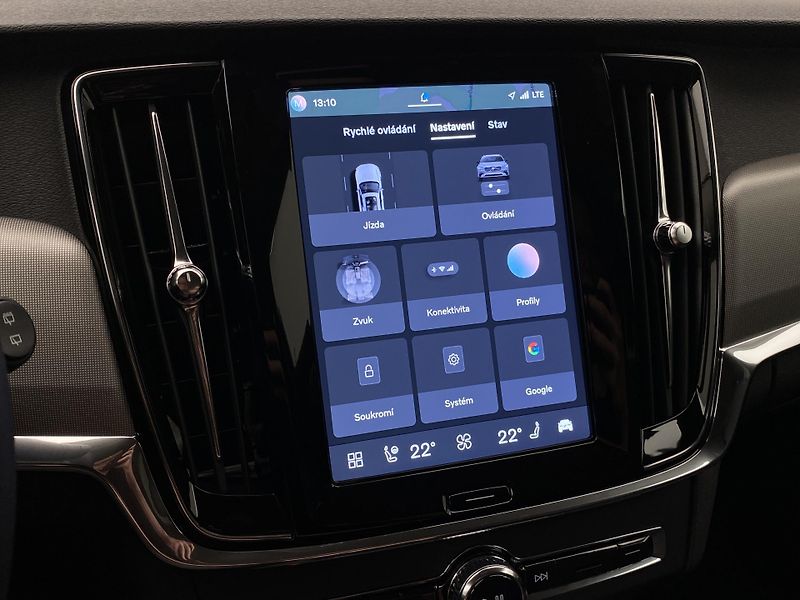 Volvo V90 T6 AWD RECHARGE CORE REZERVACE - fotka 48 z 60