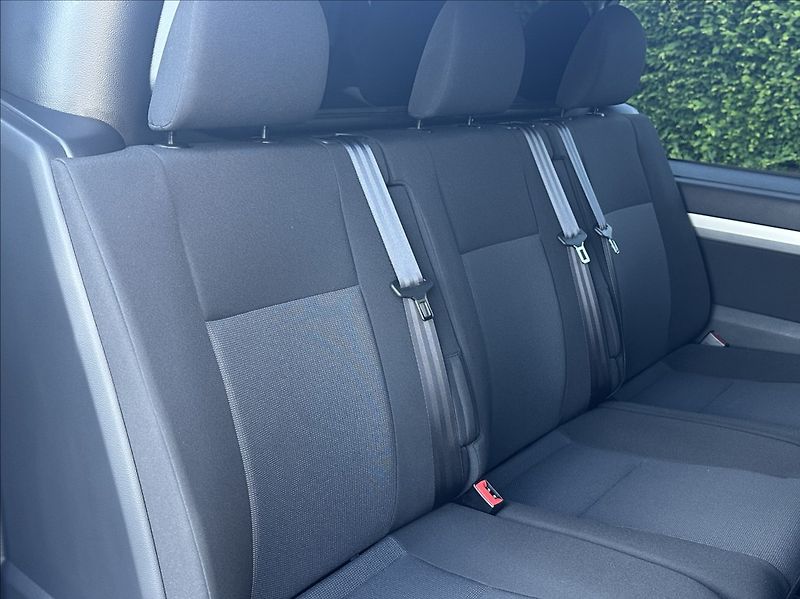 Opel Vivaro 2,0 CDTI 150PS  L2 Kombi-6 Enj - fotka 19 z 53