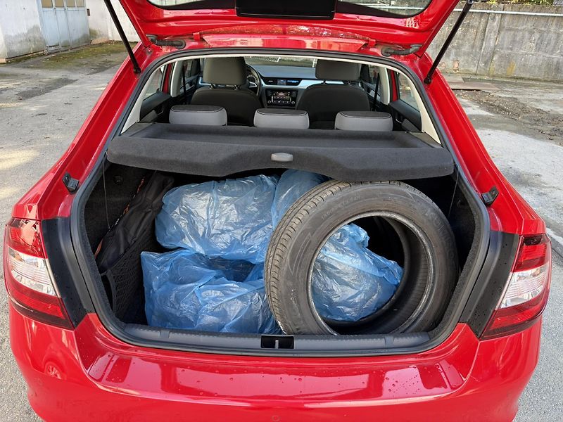 Škoda Rapid 1.0TSi 81kW Ambition Plus - fotka 14 z 21