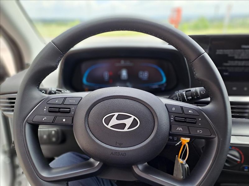 Hyundai Bayon (2026) 1,0   1,0 T-GDI MT WAVE NEOBJ - fotka 9 z 11