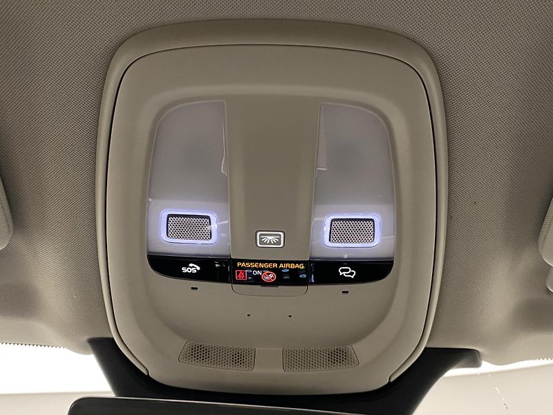Volvo XC90 (2026) T8 AWD Plug-in BRIGHT PLUS 7m - fotka 40 z 72