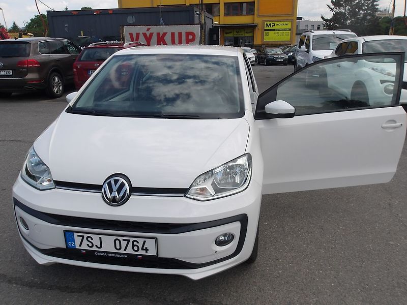 Volkswagen up! 1,0i Výbava Pěkny ! - fotka 14 z 21