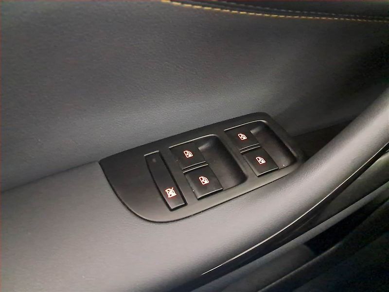 Opel Zafira (2014) 2.0 CDTI, 7 míst, Navi, Xenony - fotka 21 z 21
